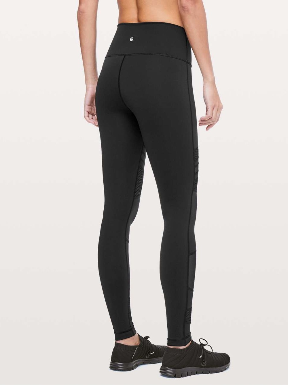 NWT size 4 Lululemon Wunder Under High-Rise Tight *Mix & Mesh 28"
Black